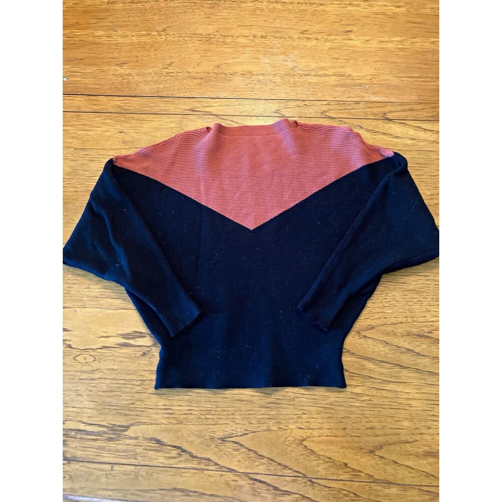 Ckikiou Women's Black/Burgundy Colorblock Knit Crew Neck Pullover Sweater M
